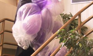 Bringing in the balloons